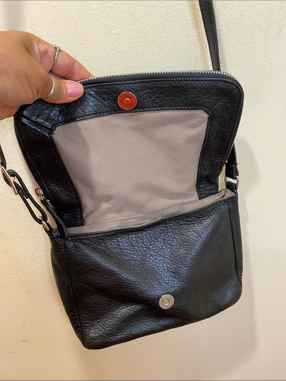 MARGOT Black Pebblet Leather Crossbody Bag - Classic Women's Shoulder Bag